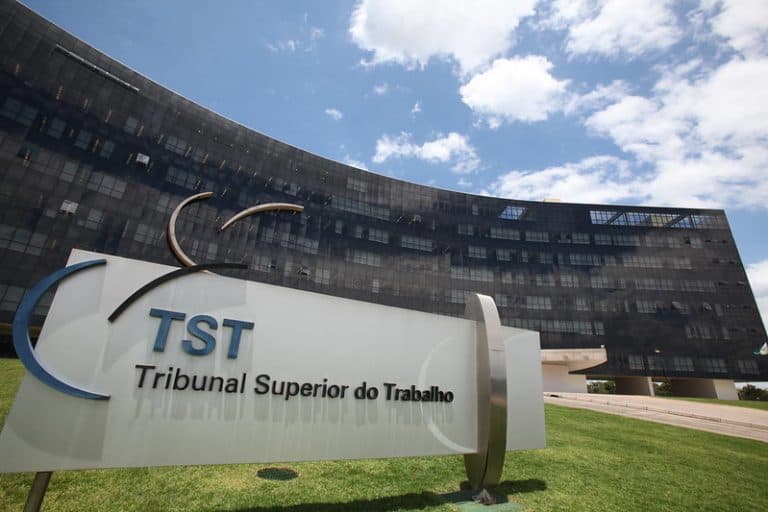 Projeto cria quarentena de dez anos para tribunais e agências reguladoras